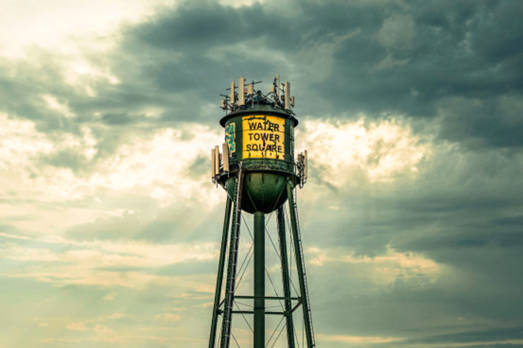 This image depicts a water tower in Willamsport, Pennsylvania.