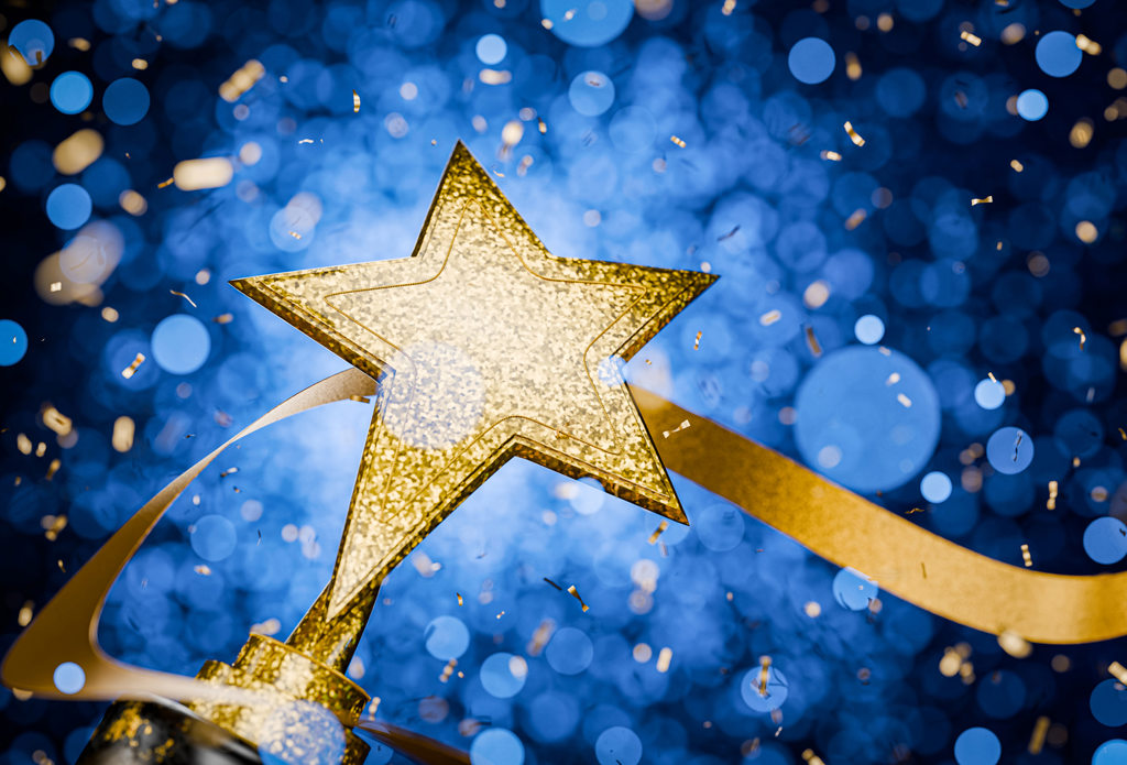 gold star with ribbon