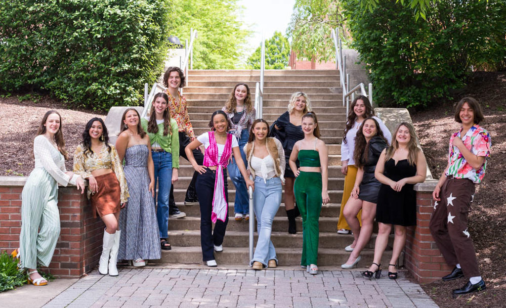 teen star 70s 2024 Top 14 Teen Star Finalists Posing for Photo Before the Show