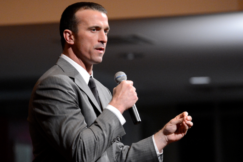 Former NBA player and recovery advocate Chris Herren to addresses substance use disorder and brings prevention education directly to our community